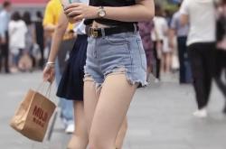 开云sport-孤星耀世，2026世界杯G组焦点战，莱万多夫斯基擎旗破印，英格兰铁骑暗涌东方的唯一夜晚