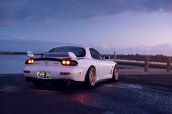 开云体育官网-临场应变成取胜之匙，克莱从狙击手变突击手，激活沉睡马刺