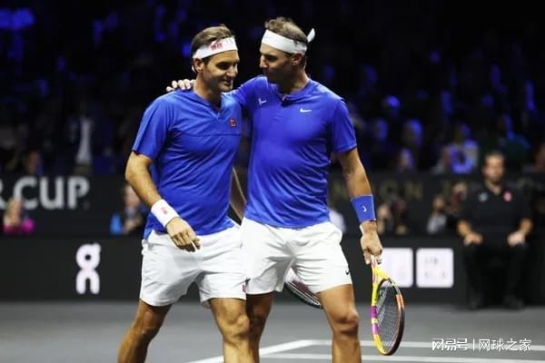 意大利网球队绝杀世界网球队，费德勒送出助攻