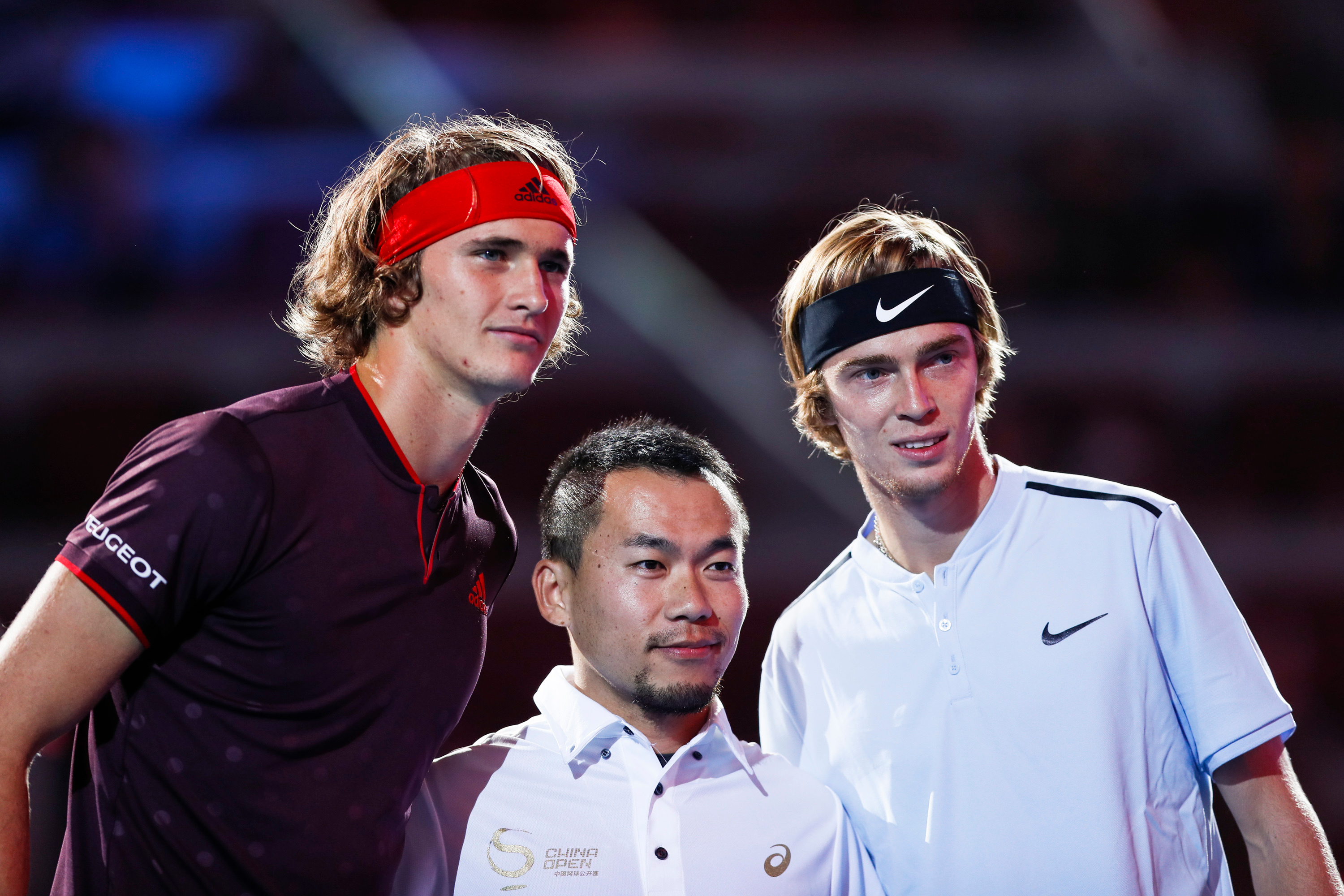 德国网球队血洗意大利网球队,阿尔卡拉斯制霸全场 德国网球队血洗意大利网球队,阿尔卡拉斯制霸全场