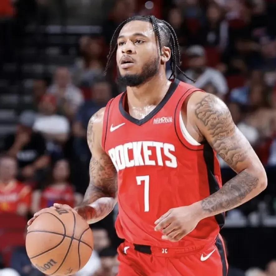 国王逆转天津队，利拉德状态火热