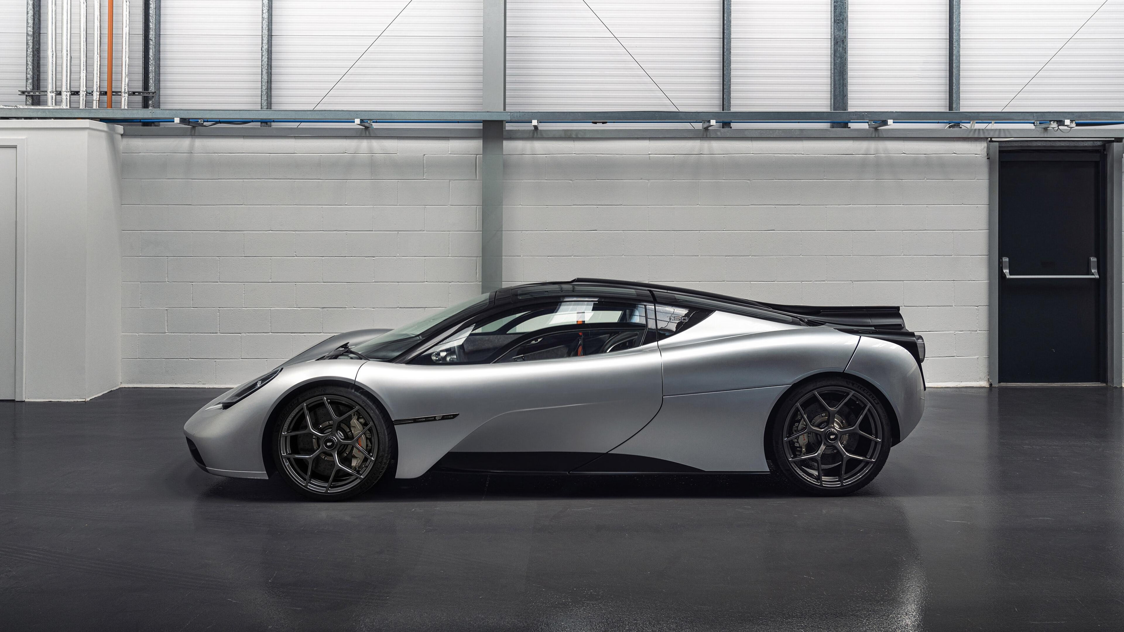 绿茵场与硬木地板的共鸣,当英超争冠夜遇上利拉德时刻