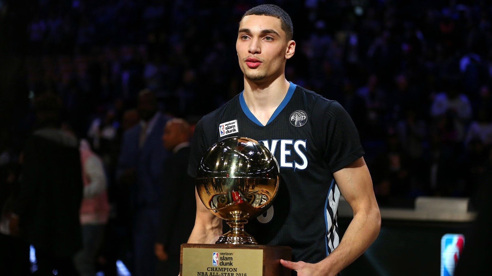 世界排名争夺战焦点战,魔术主场强压湖人,新势力崛起与旧王者的困局