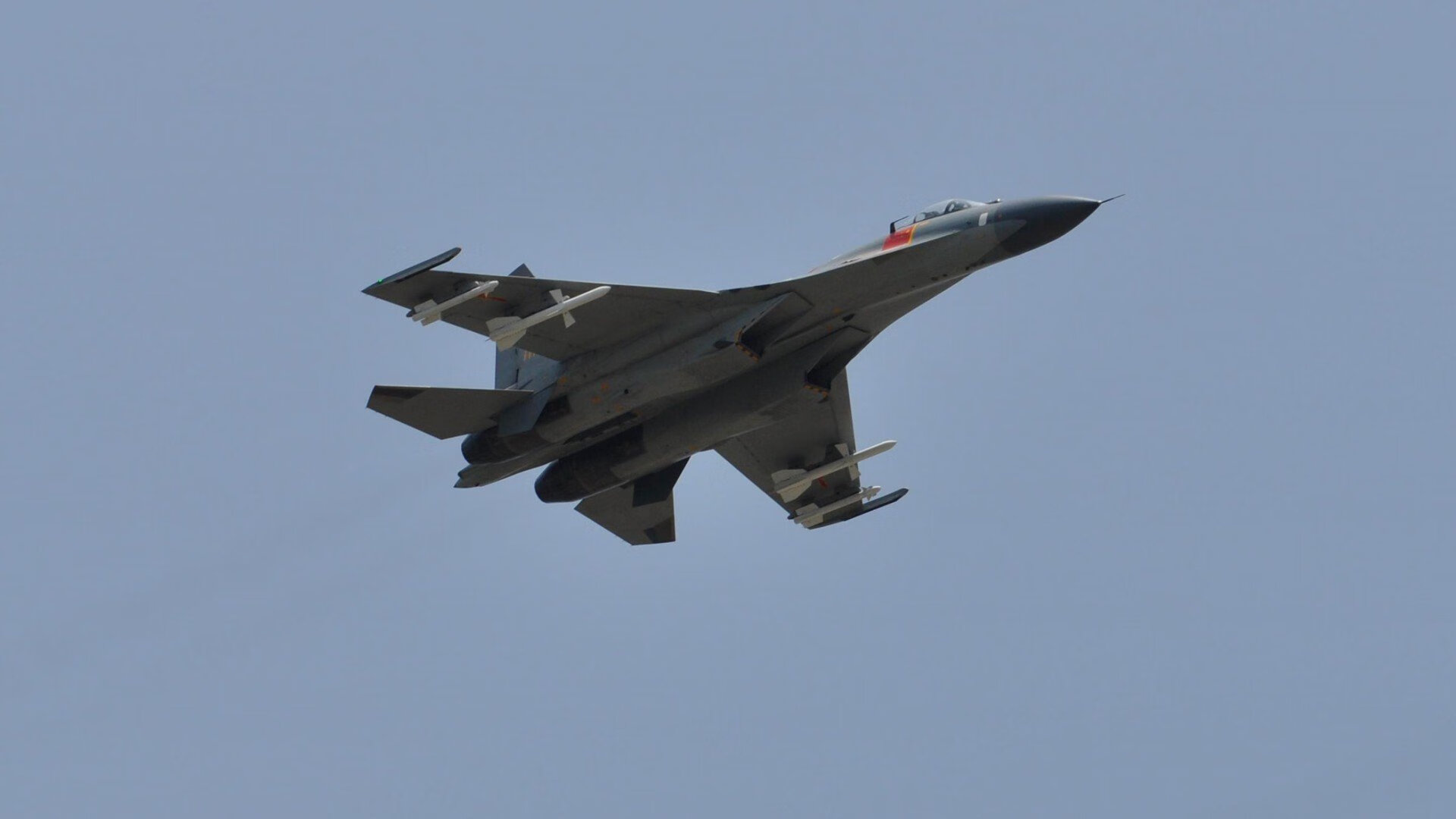 生存游戏，当亚特兰大扼杀爱尔兰童话，内马尔在沙漠战场加冕唯一性