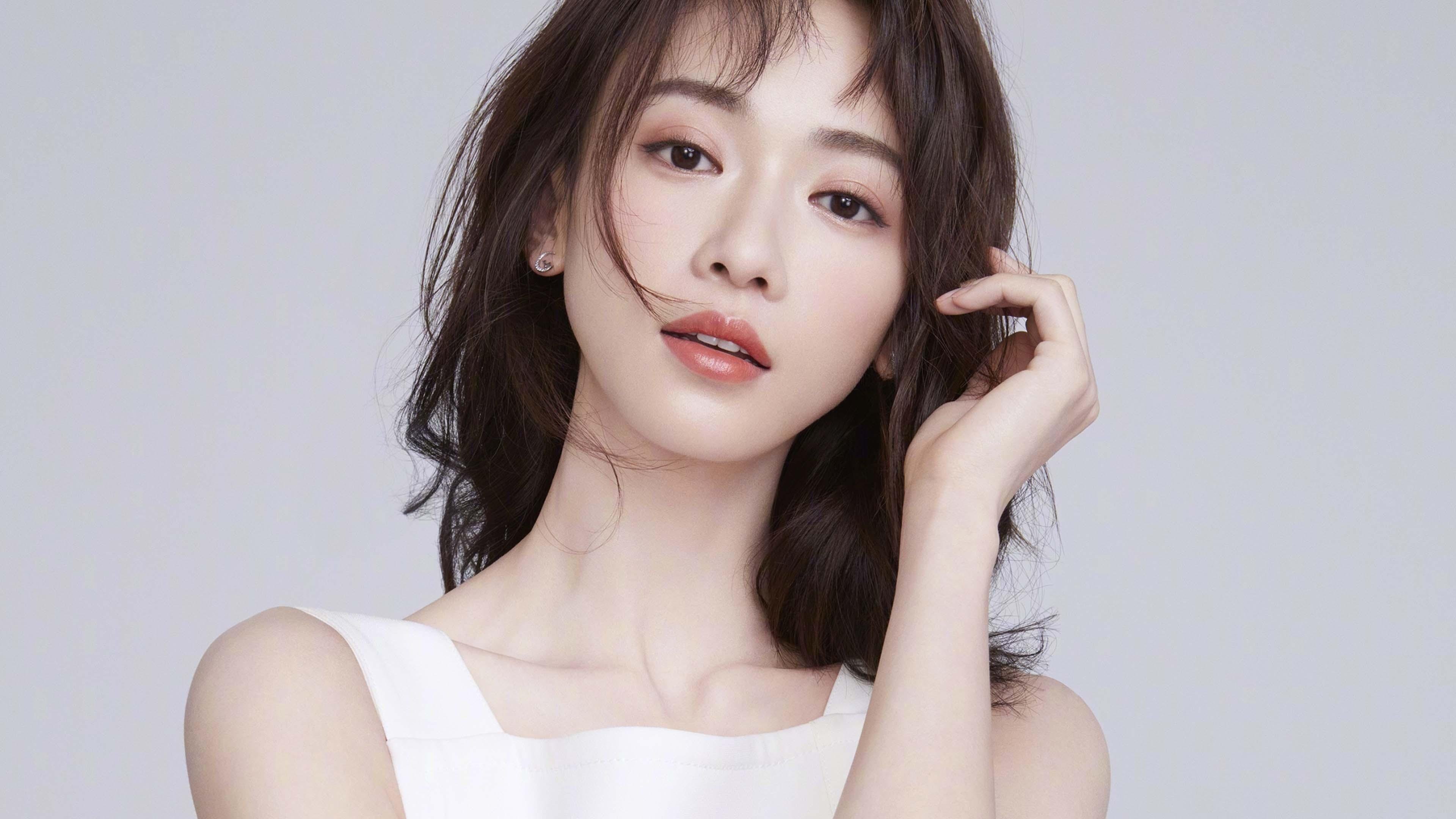 草根逆袭的叙事,当活塞封神,福克斯在聚光灯下审判湖人