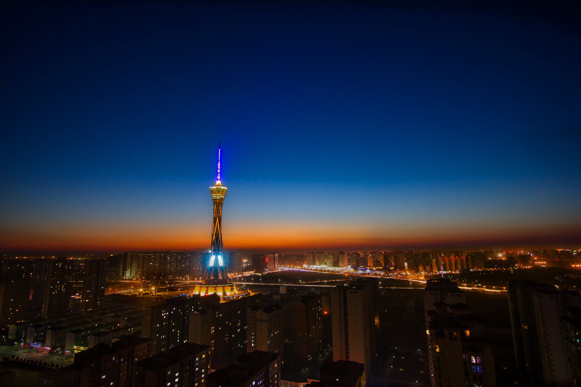 跨界接管者，从篮球场到F1赛道，何为真正的掌控力？