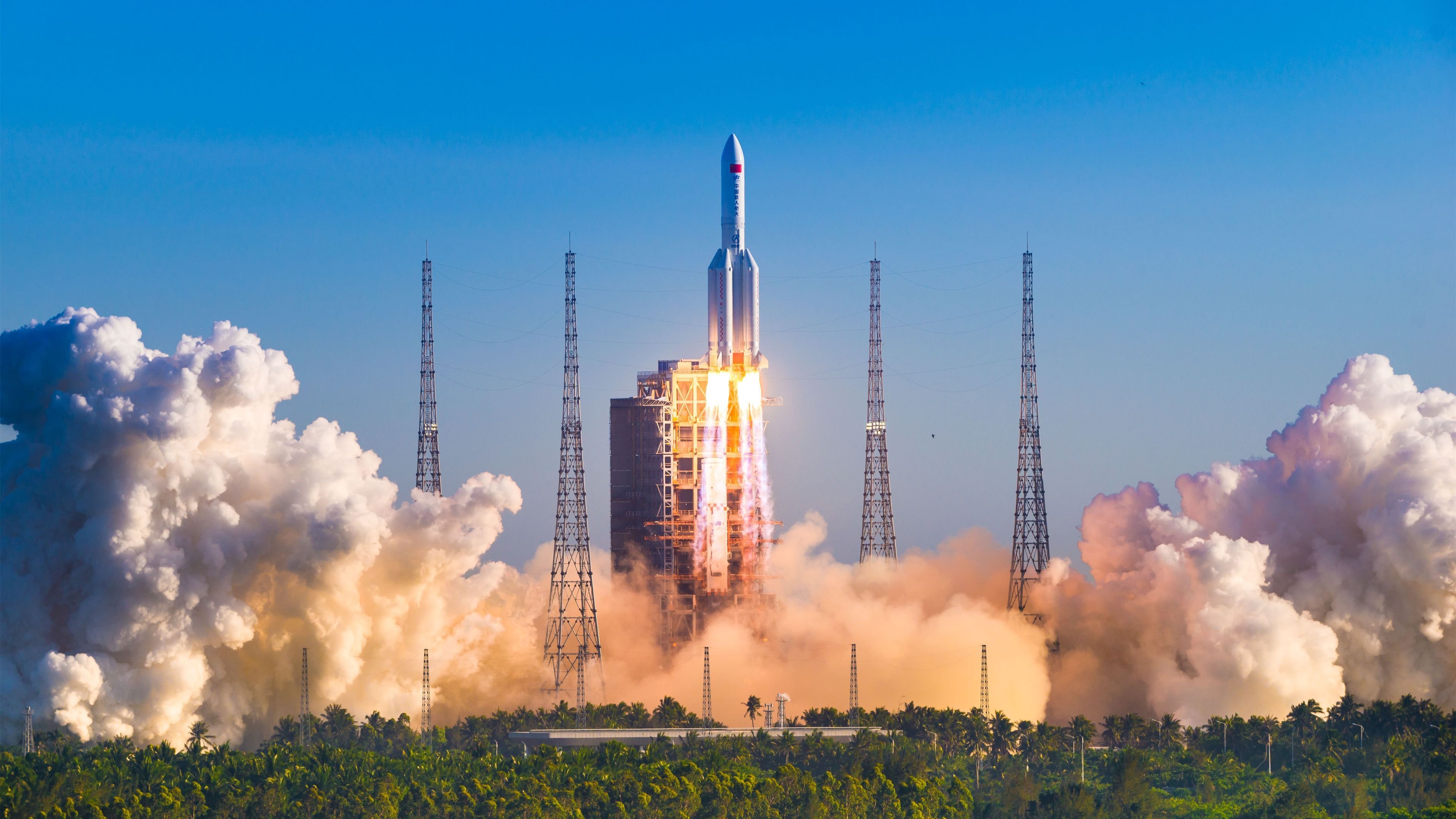 超越文化的胜利，日本球星闪耀德甲，荷兰新星领跑意甲焦点战