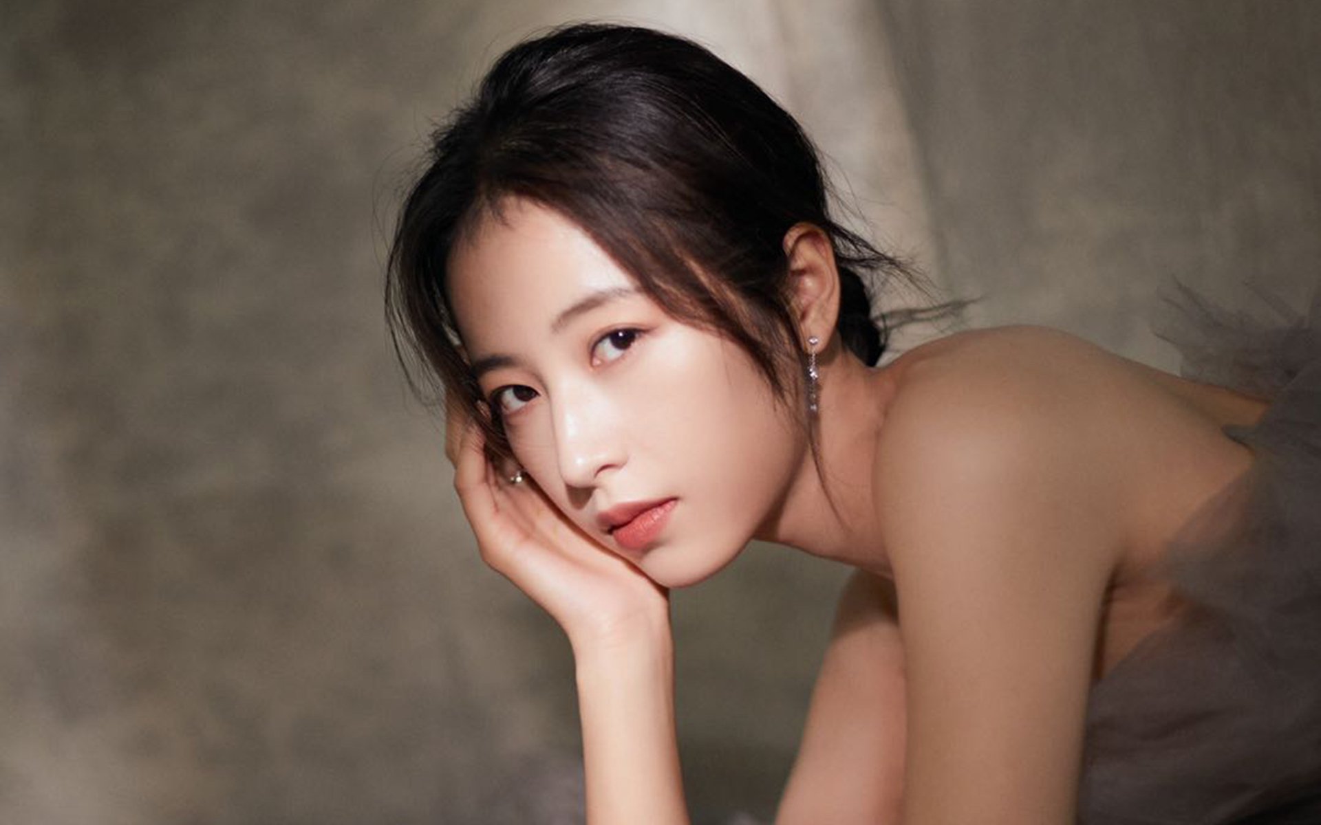 东方的雪，落进丹佛的夜